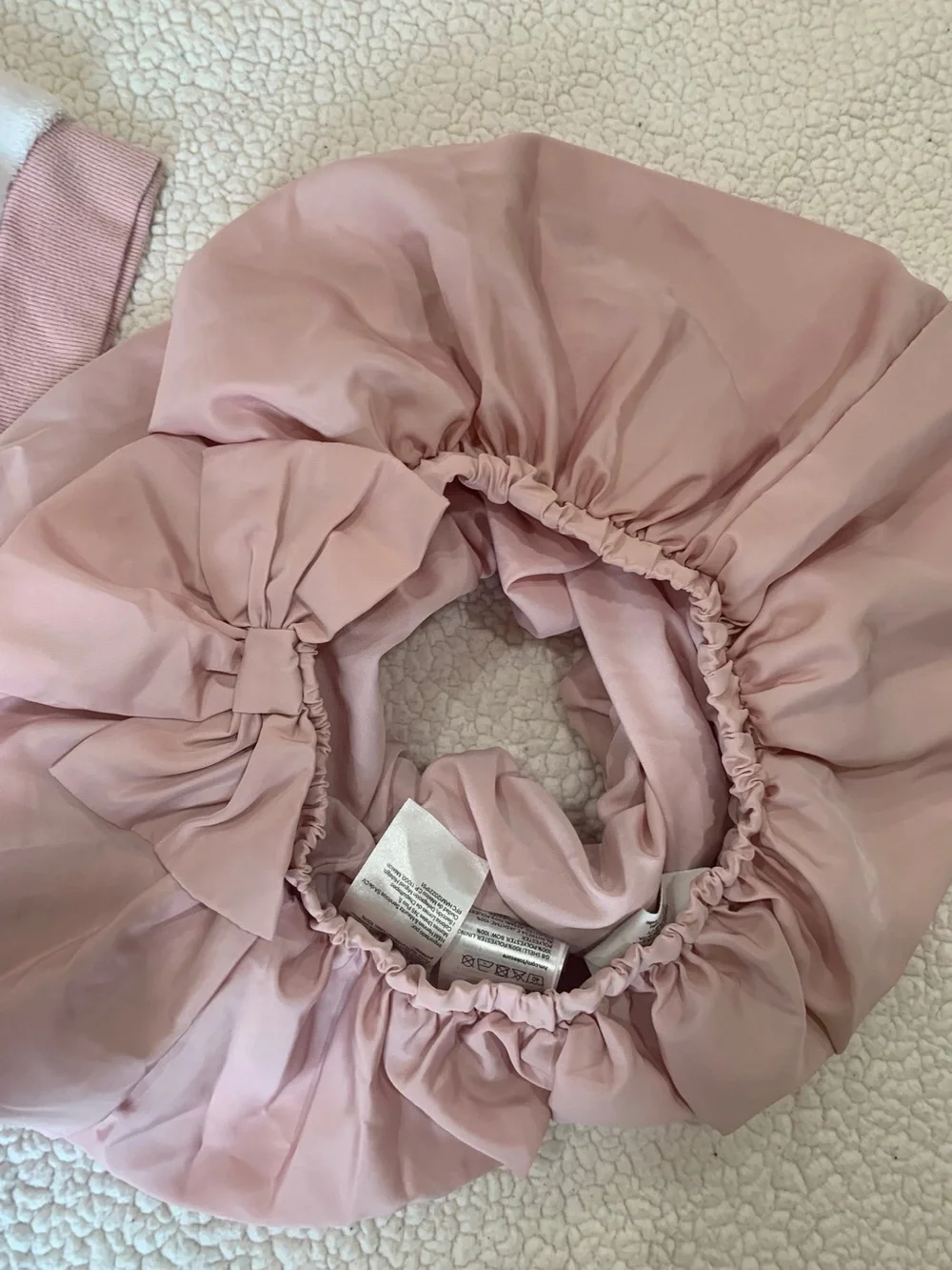 H&M Pink Bunny Print Girls Pullover and bubble Skirt Set - size 6-7